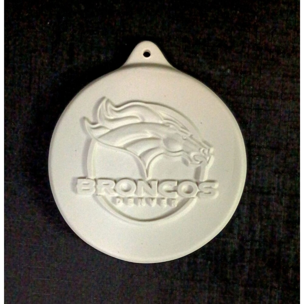 Denver Broncos NFL Pfaltzgraff Cookie Mold Stoneware 5in Football Sports